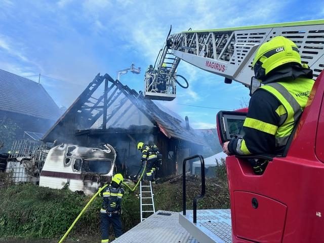 Gebäudebrand (Bild 4)